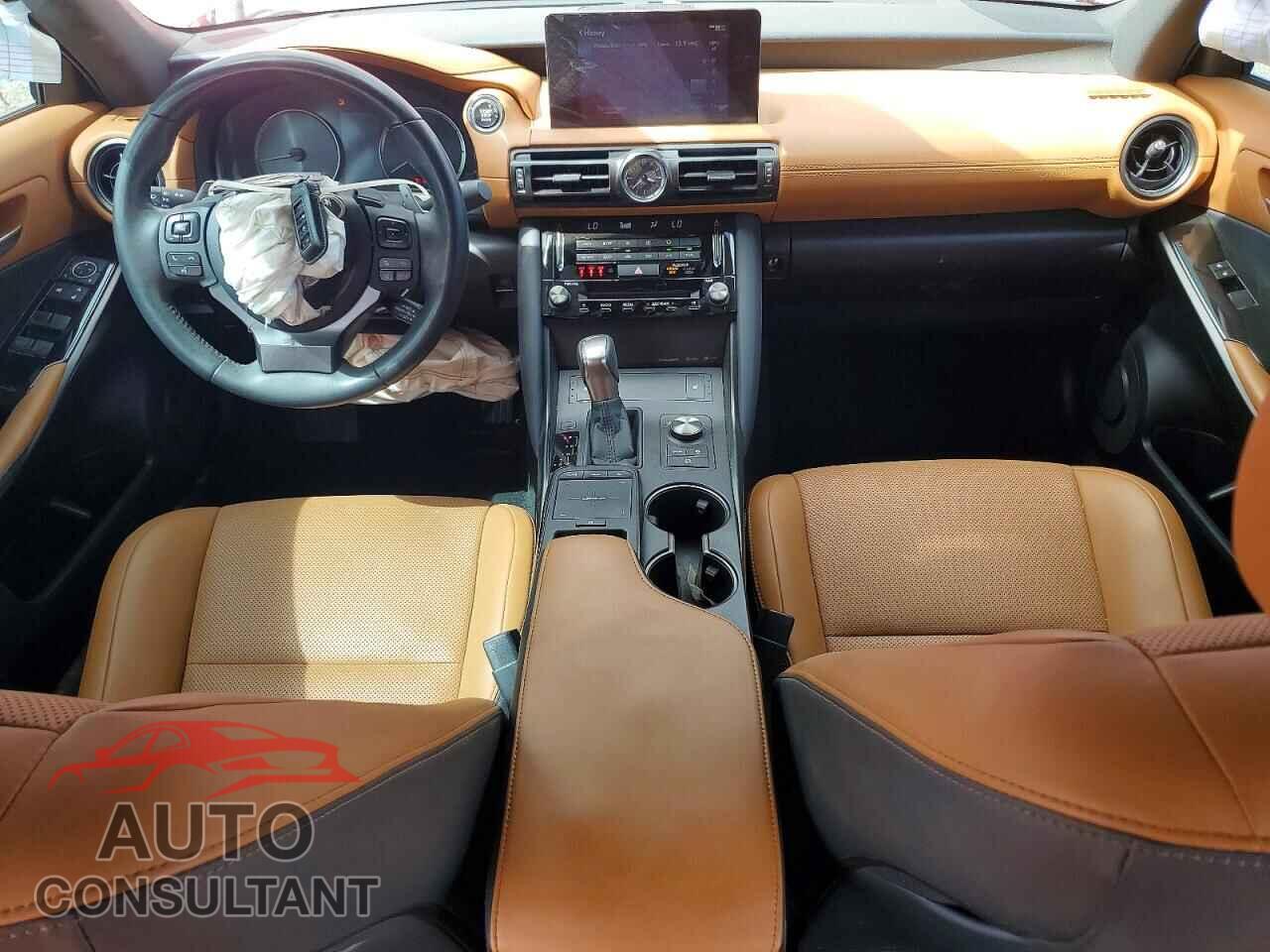 LEXUS IS 2025 - JTHBZ1B23S5083849