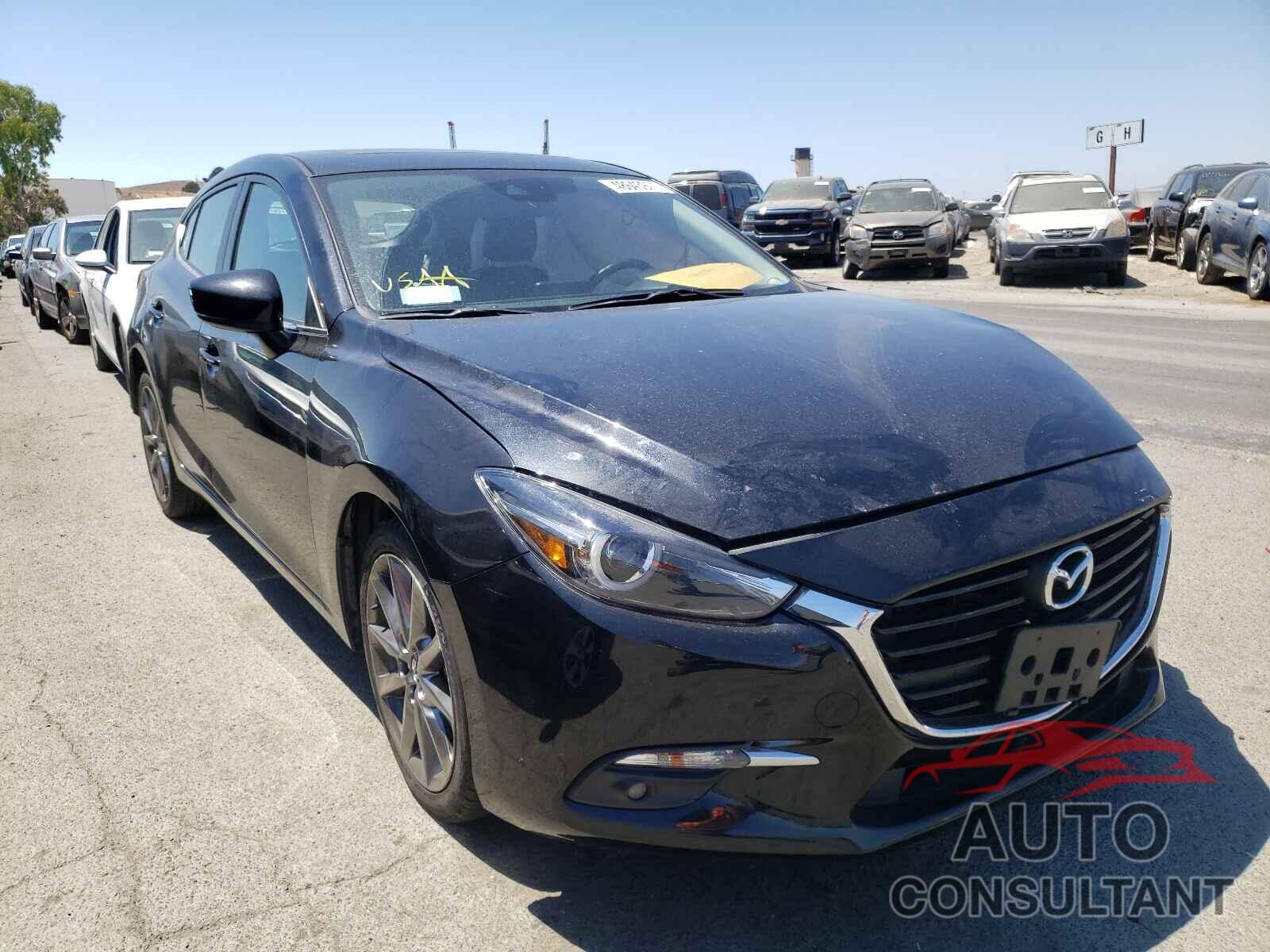 MAZDA 3 2018 - 3MZBN1M36JM160609