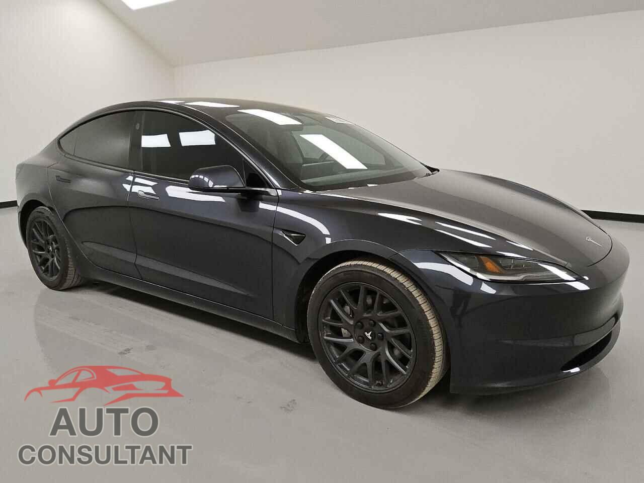 TESLA MODEL 3 2024 - 5YJ3E1EB2RF744681