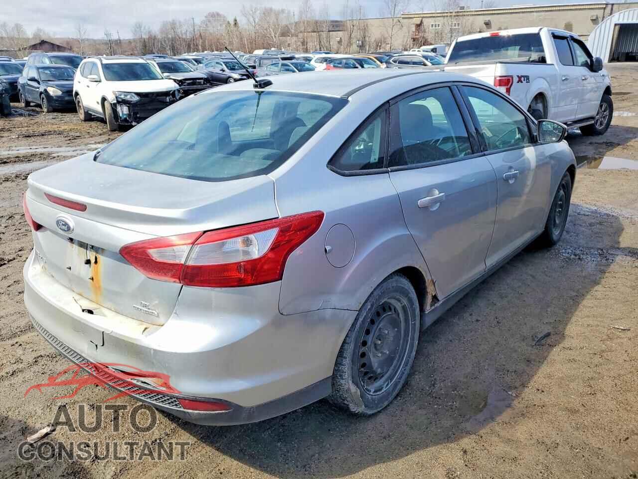 FORD FOCUS 2014 - 1FADP3F22EL343668