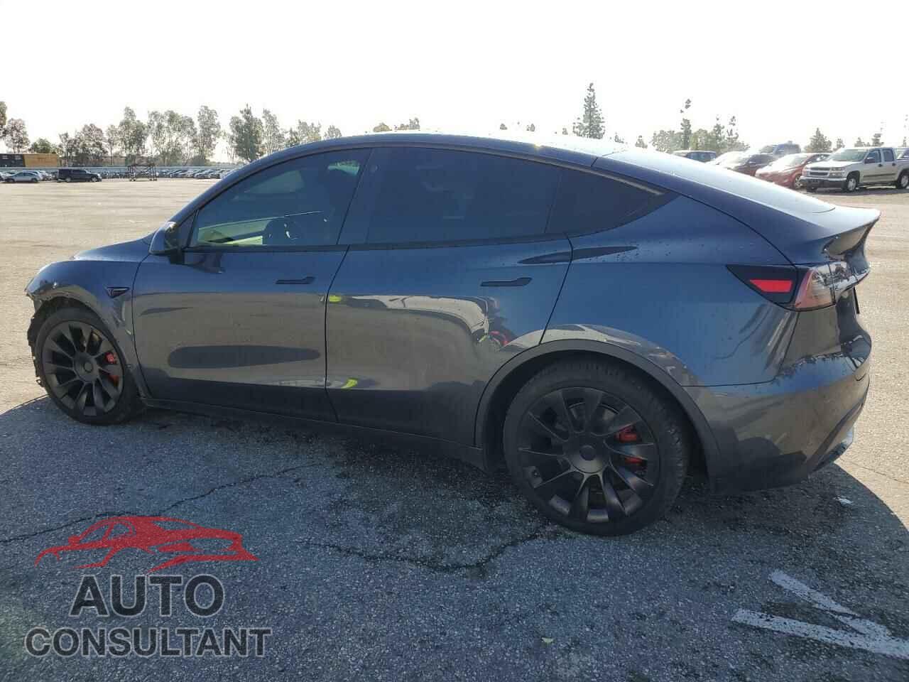 TESLA MODEL Y 2021 - 5YJYGAEE6MF244347