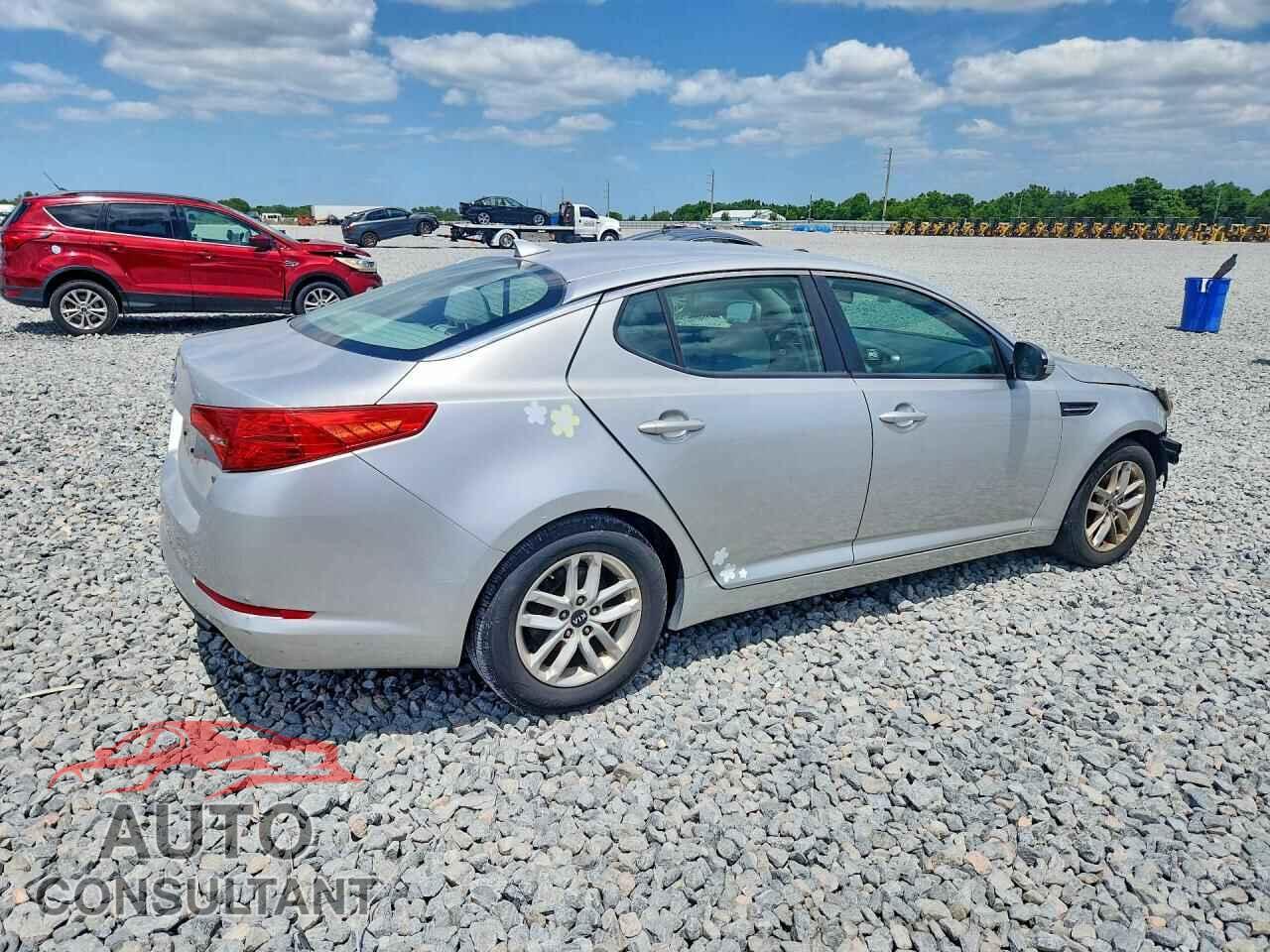 KIA OPTIMA 2011 - KNAGM4A76B5074483