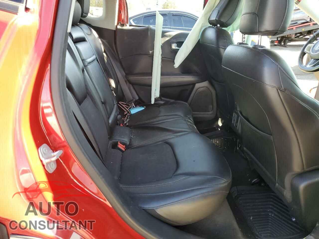 JEEP COMPASS 2018 - 3C4NJDBB3JT256453