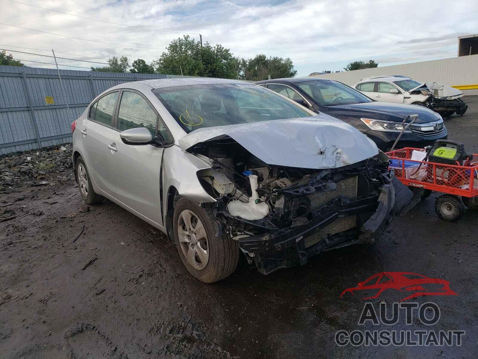KIA FORTE 2016 - KNAFK4A68G5542844