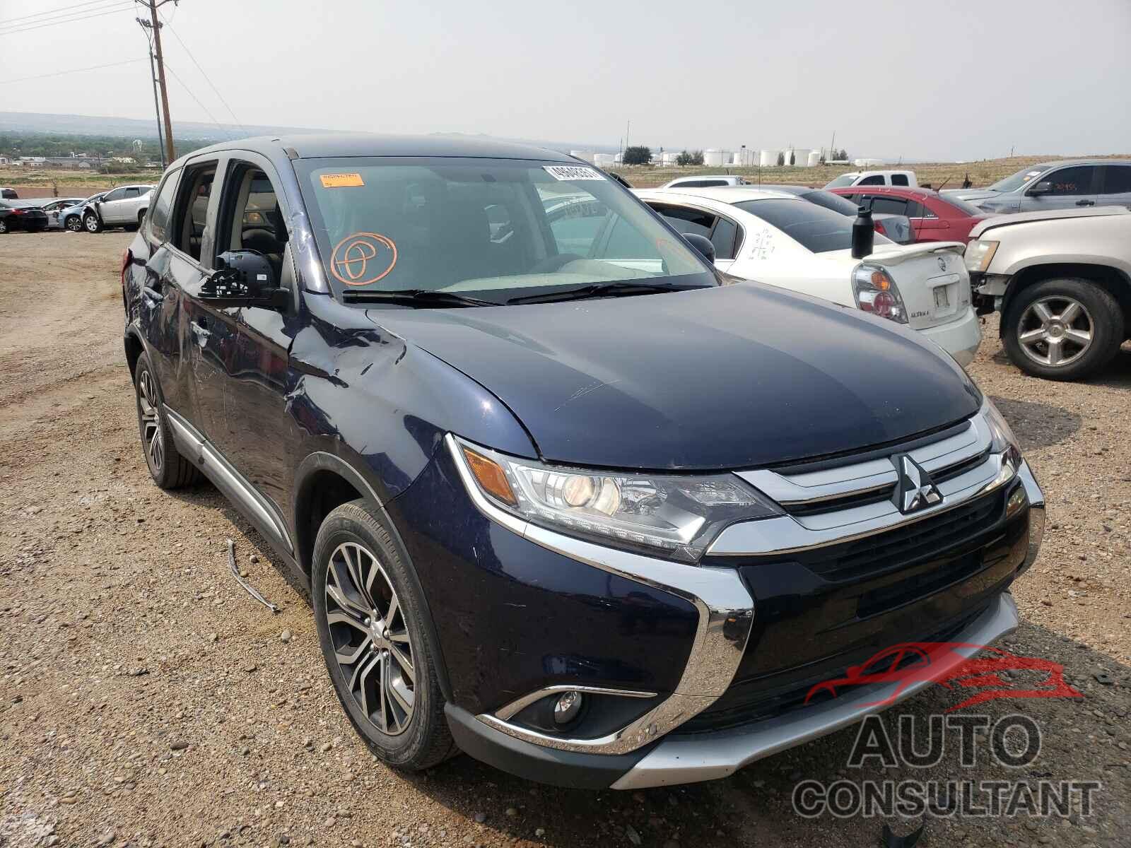 MITSUBISHI OUTLANDER 2018 - JA4AZ2A39JZ010029