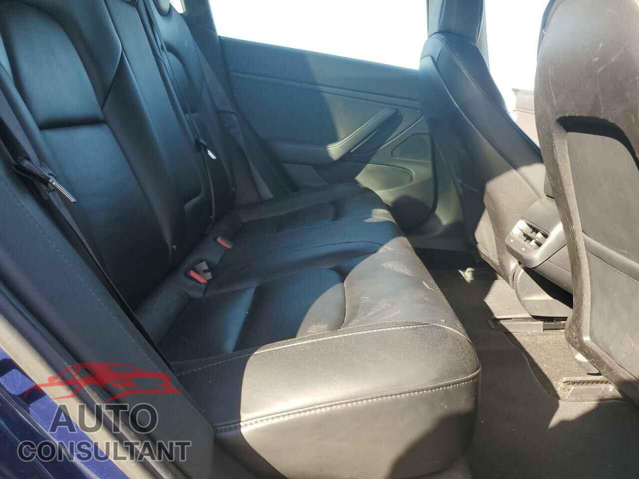TESLA MODEL 3 2018 - 5YJ3E1EA3JF102532
