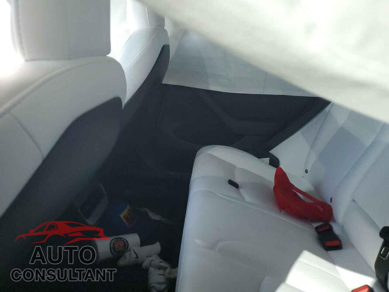 TESLA MODEL 3 2022 - 5YJ3E1EA2NF360594