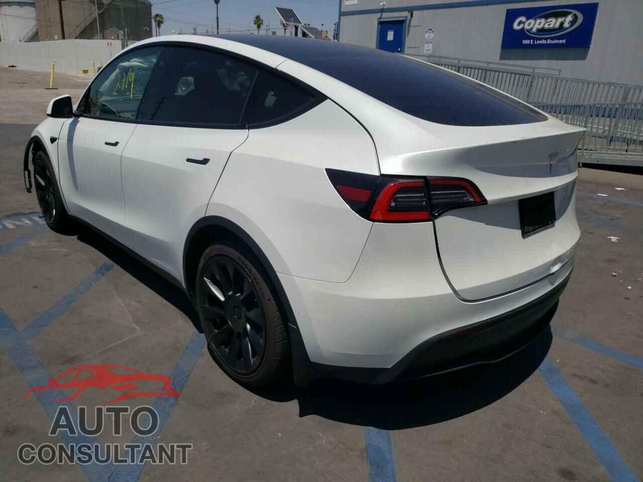 TESLA MODEL Y 2021 - 5YJYGDEDXMF126407