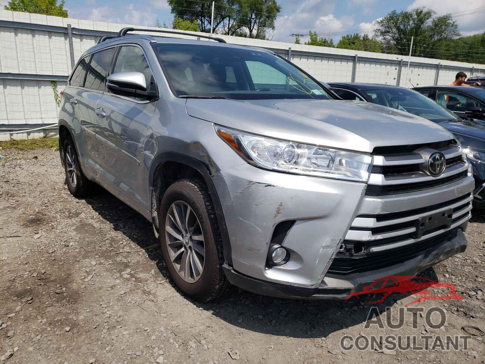 TOYOTA HIGHLANDER 2017 - 5TDJZRFH3HS462783