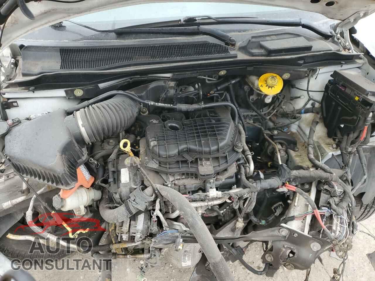 DODGE CARAVAN 2015 - 2C4RDGBG4FR670809