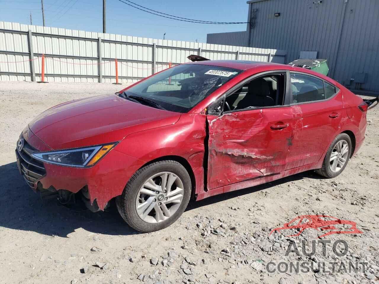 HYUNDAI ELANTRA 2019 - KMHD84LF2KU779913