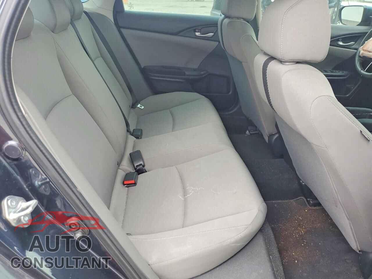 HONDA CIVIC 2018 - 2HGFC2F58JH600456