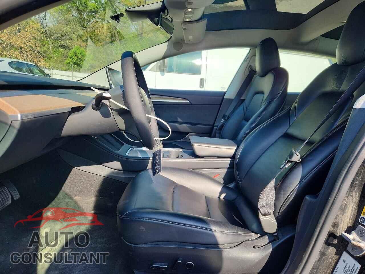 TESLA MODEL 3 2022 - 5YJ3E1EA0NF286592