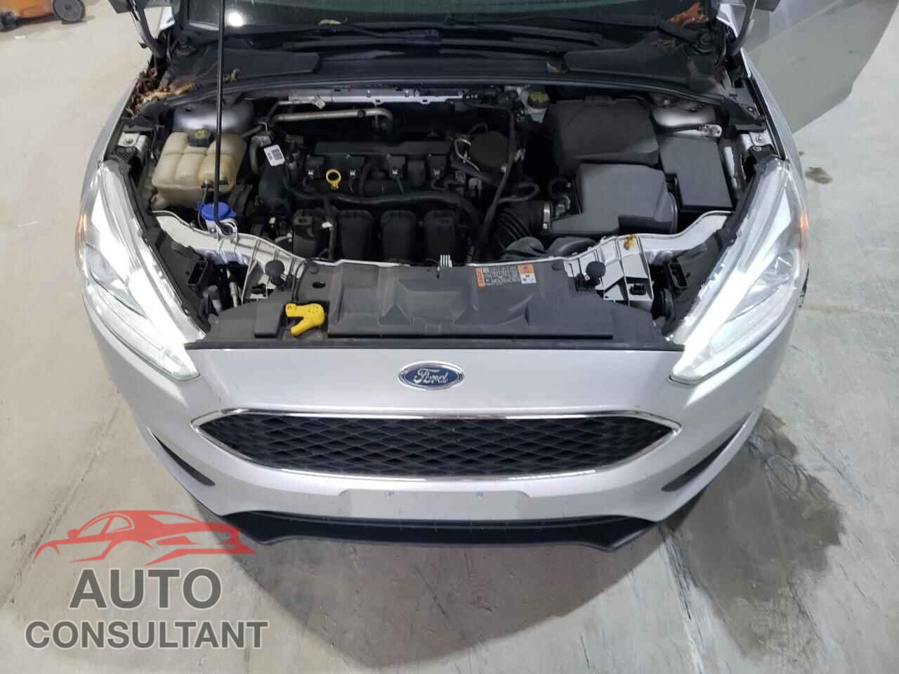 FORD FOCUS 2015 - 1FADP3K29FL302946