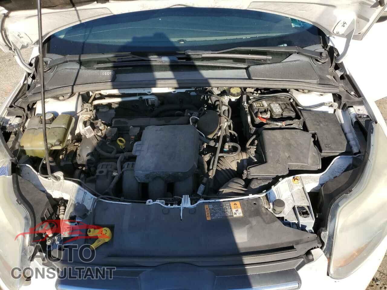 FORD FOCUS 2014 - 1FADP3F2XEL402238