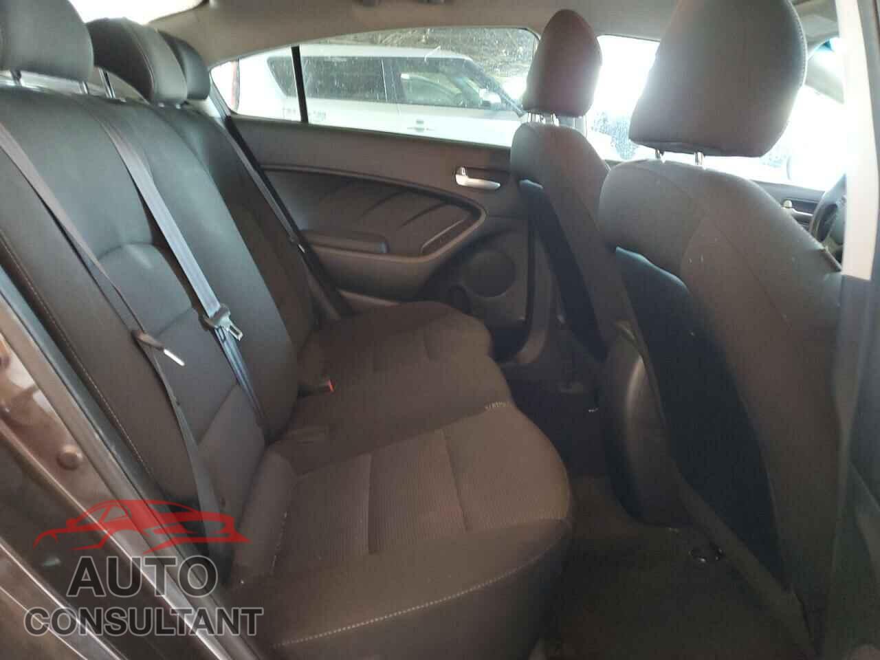 KIA FORTE 2018 - 3KPFK4A70JE180791