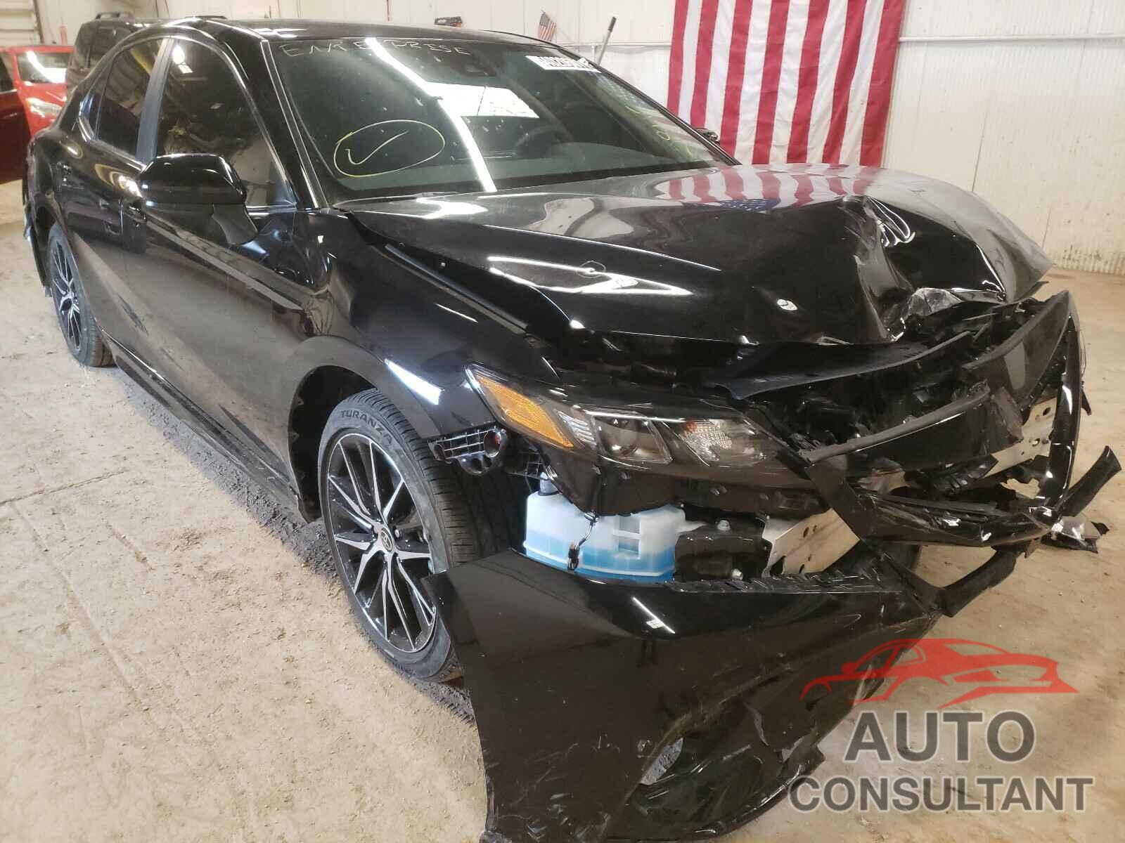 TOYOTA CAMRY 2021 - 4T1G11AK6MU518481