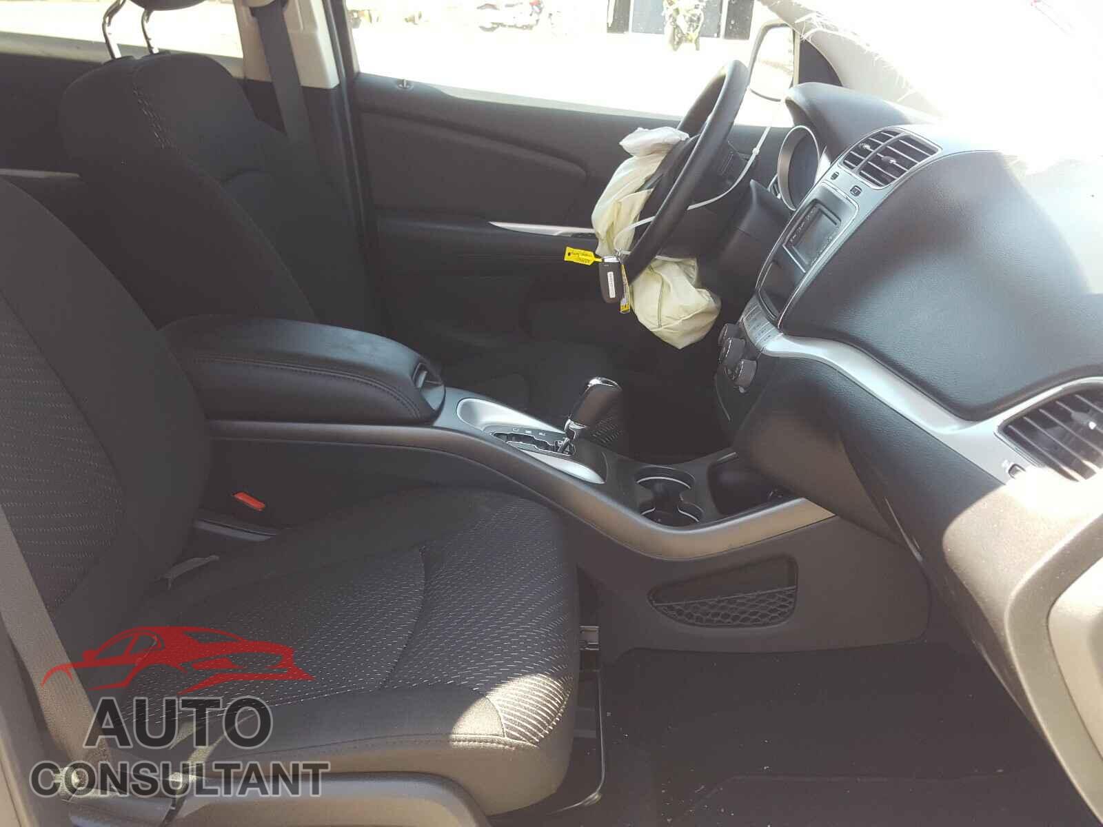DODGE JOURNEY 2019 - 3C4PDCAB7KT870189