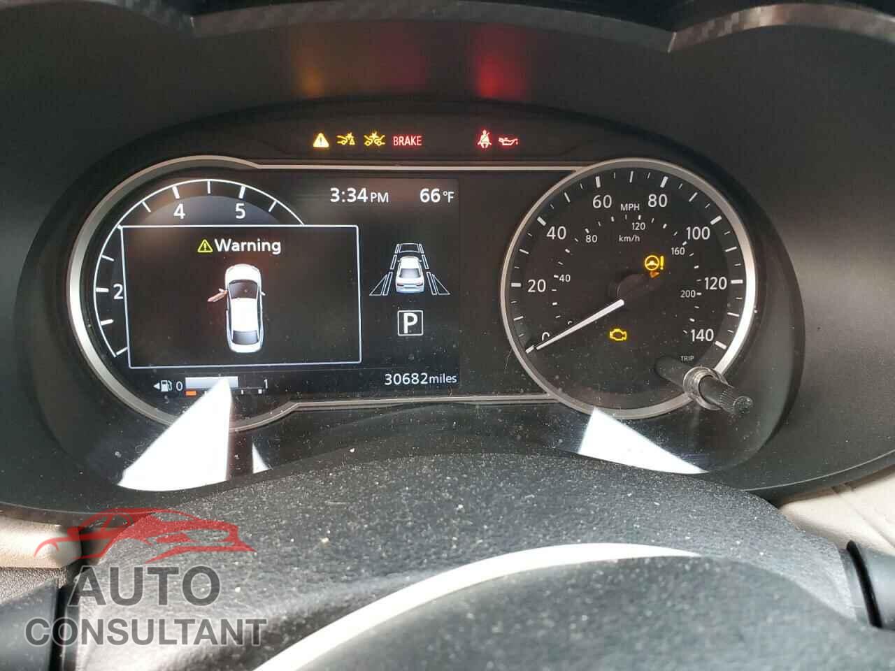 NISSAN VERSA 2021 - 3N1CN8EV6ML823819
