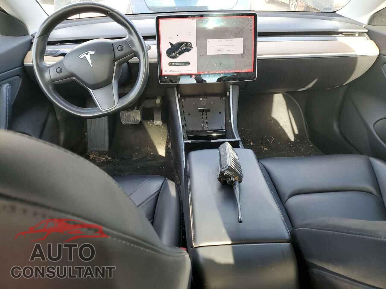 TESLA MODEL 3 2018 - 5YJ3E1EB8JF086742