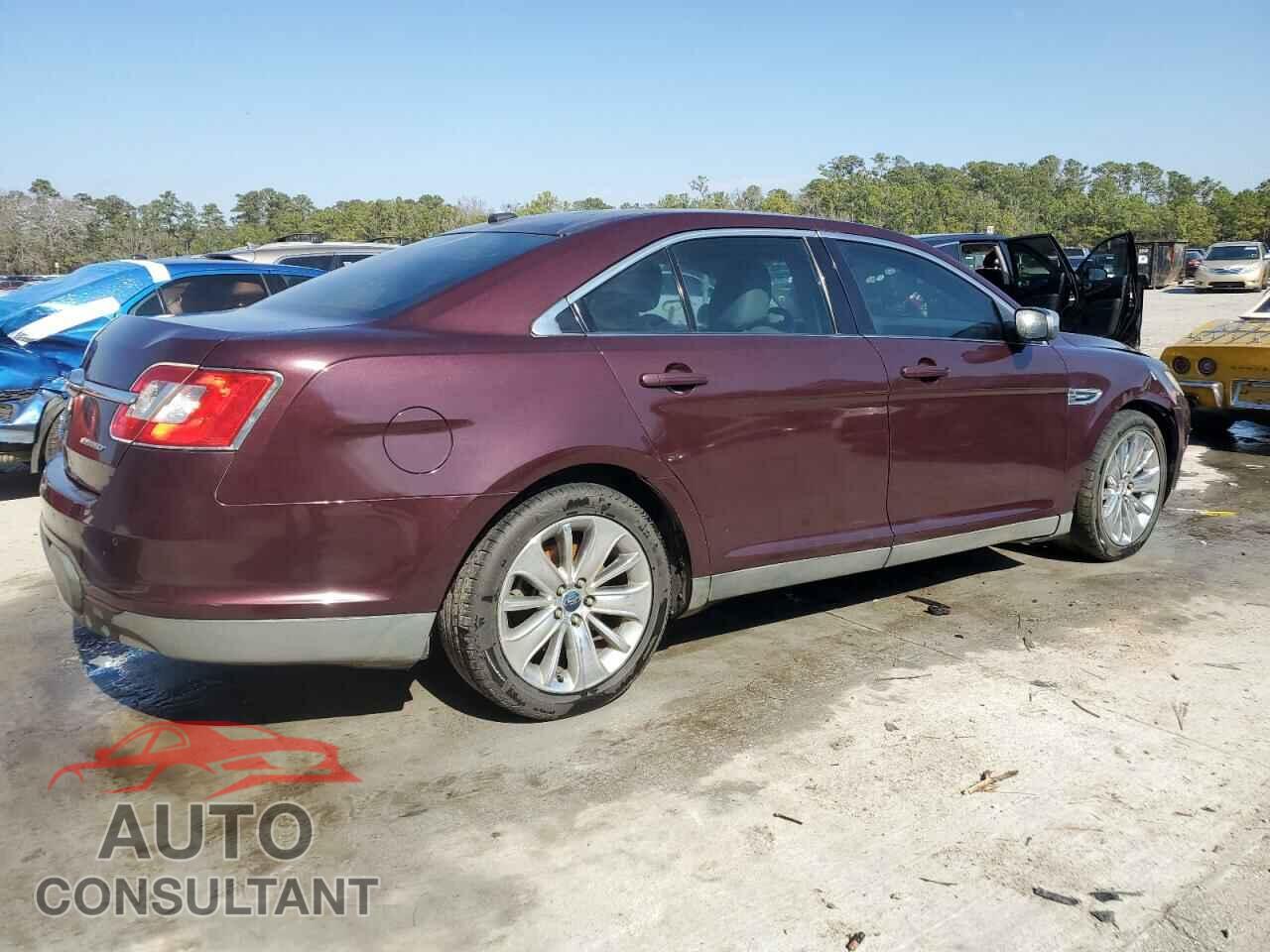 FORD TAURUS 2011 - 1FAHP2FW2BG141660