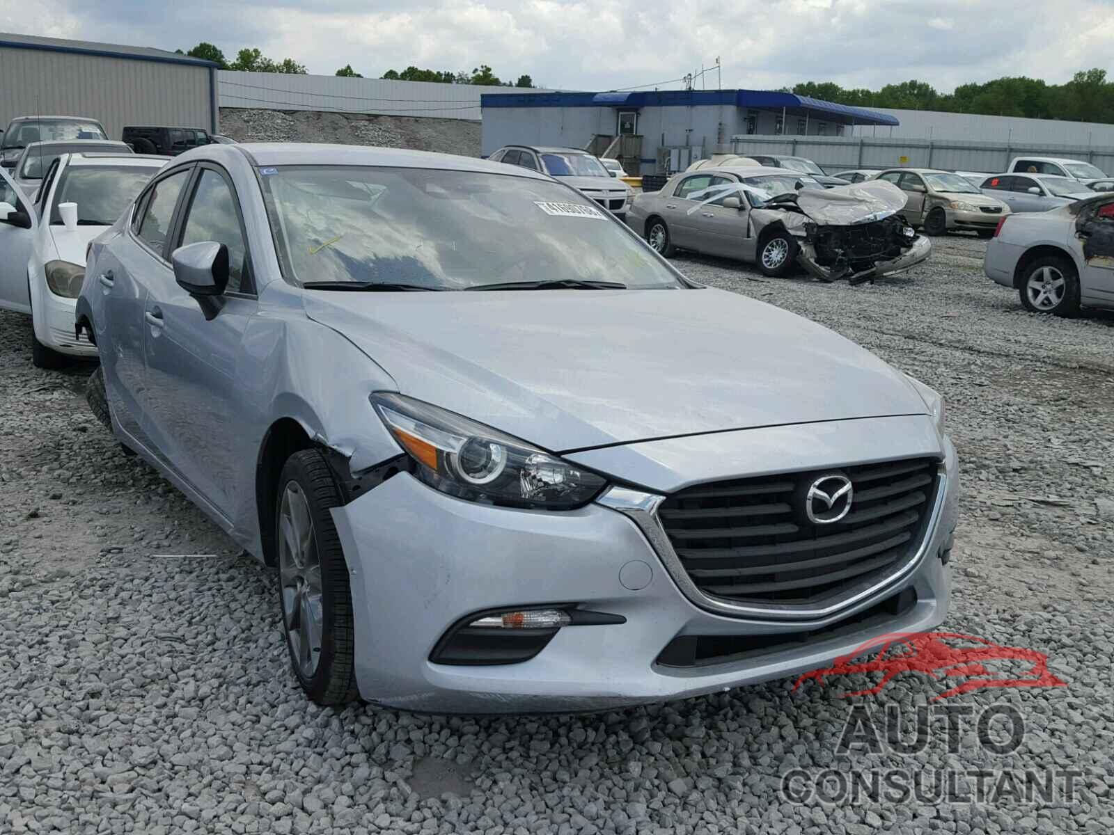 MAZDA 3 2018 - 3MZBN1V30JM170499