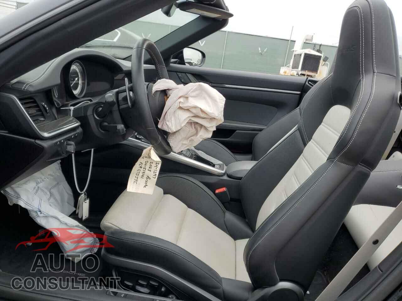 PORSCHE 911 2023 - WP0CD2A93PS263575