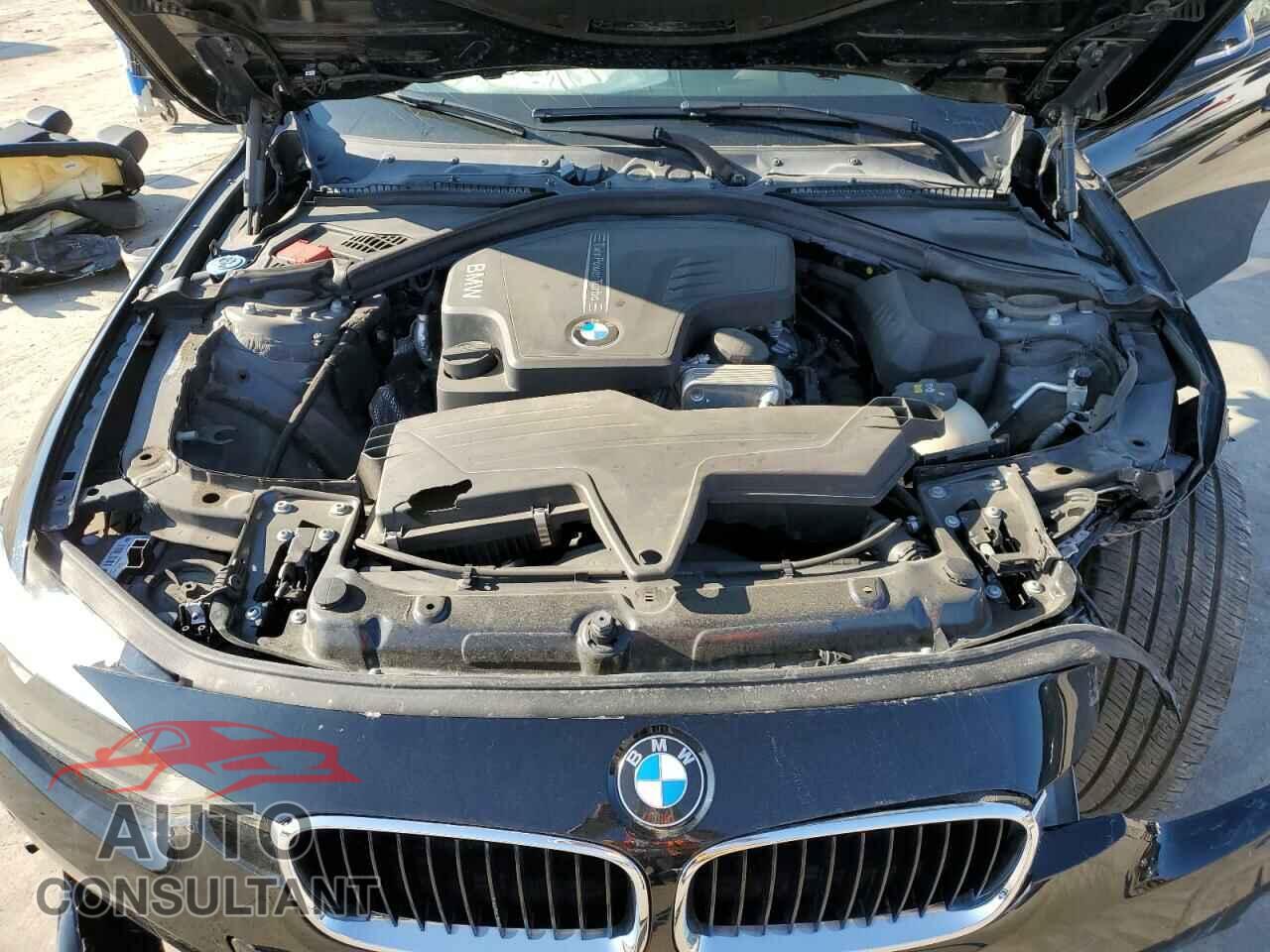 BMW 3 SERIES 2016 - WBA8E1G59GNU11791