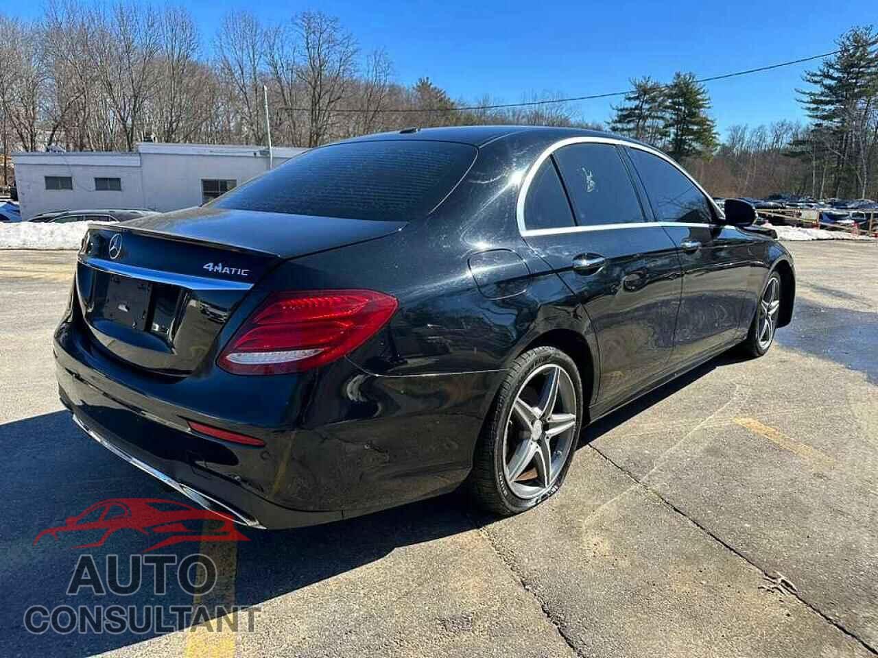 MERCEDES-BENZ E-CLASS 2017 - WDDZF4KBXHA053876