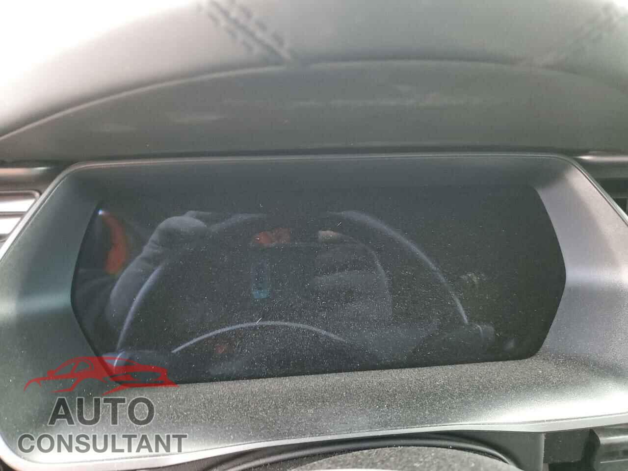 TESLA MODEL X 2020 - 5YJXCAE45LF283993