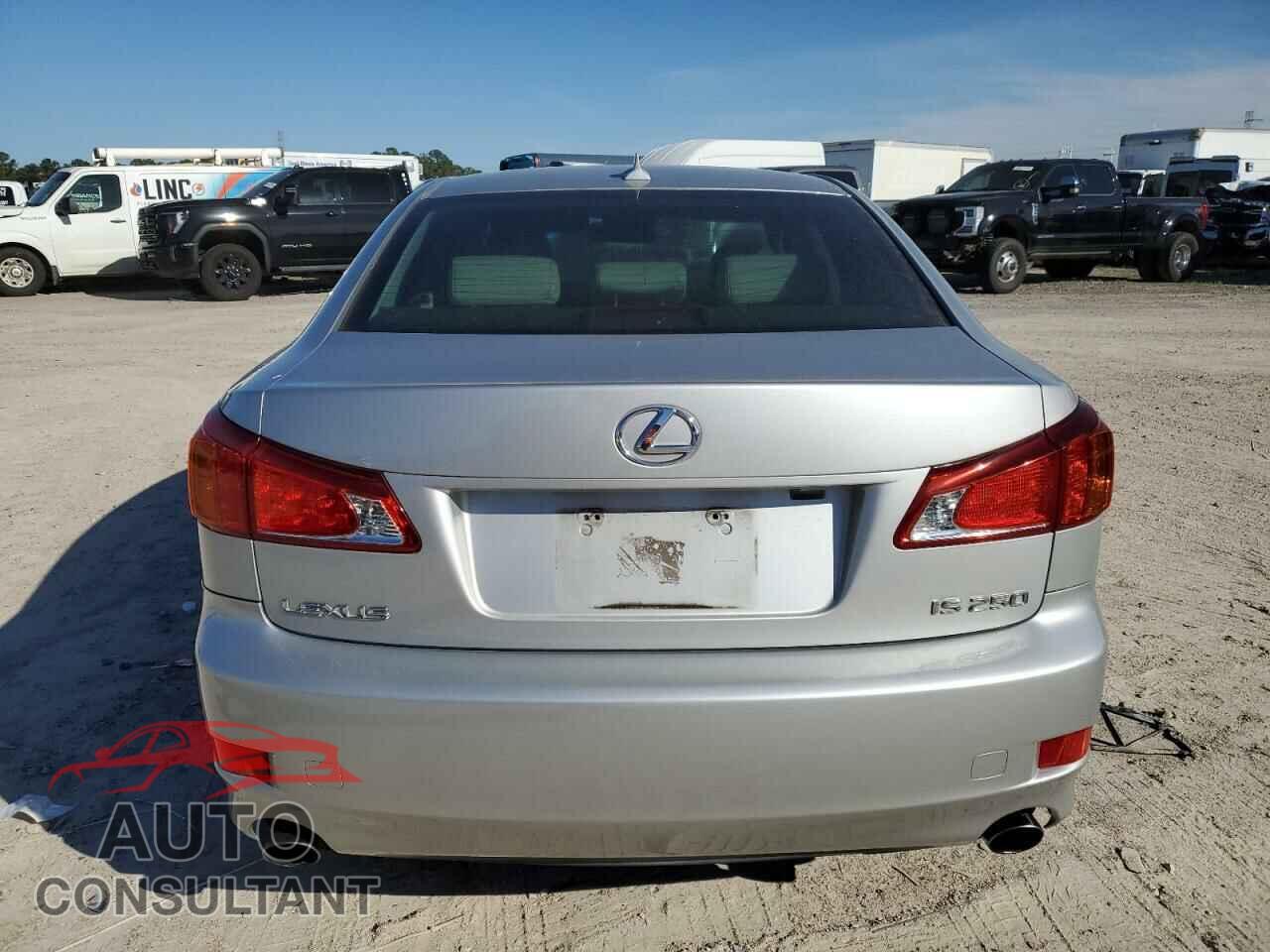 LEXUS IS 2010 - JTHBF5C2XA2096015
