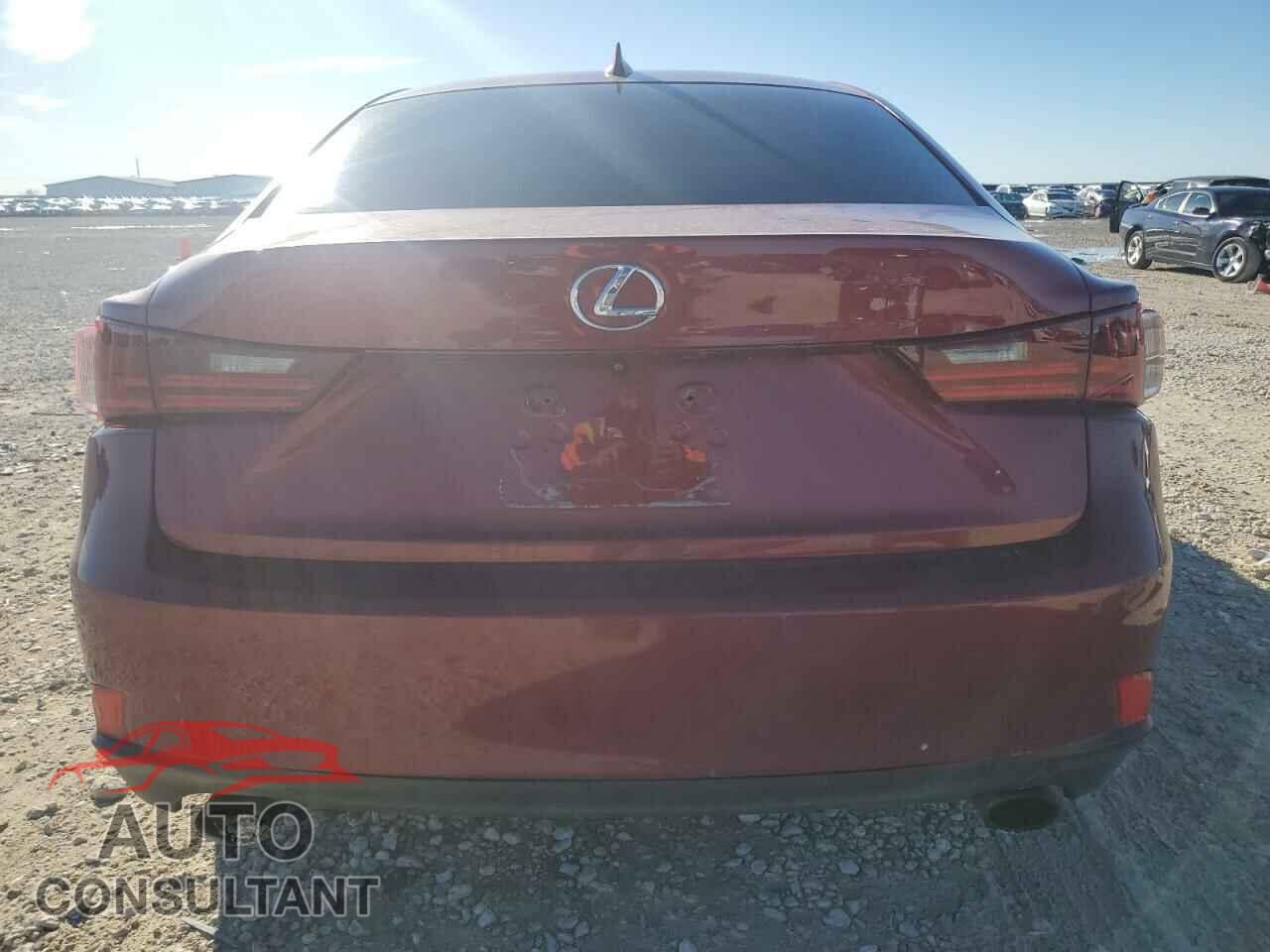 LEXUS IS 2015 - JTHBF1D22F5082283