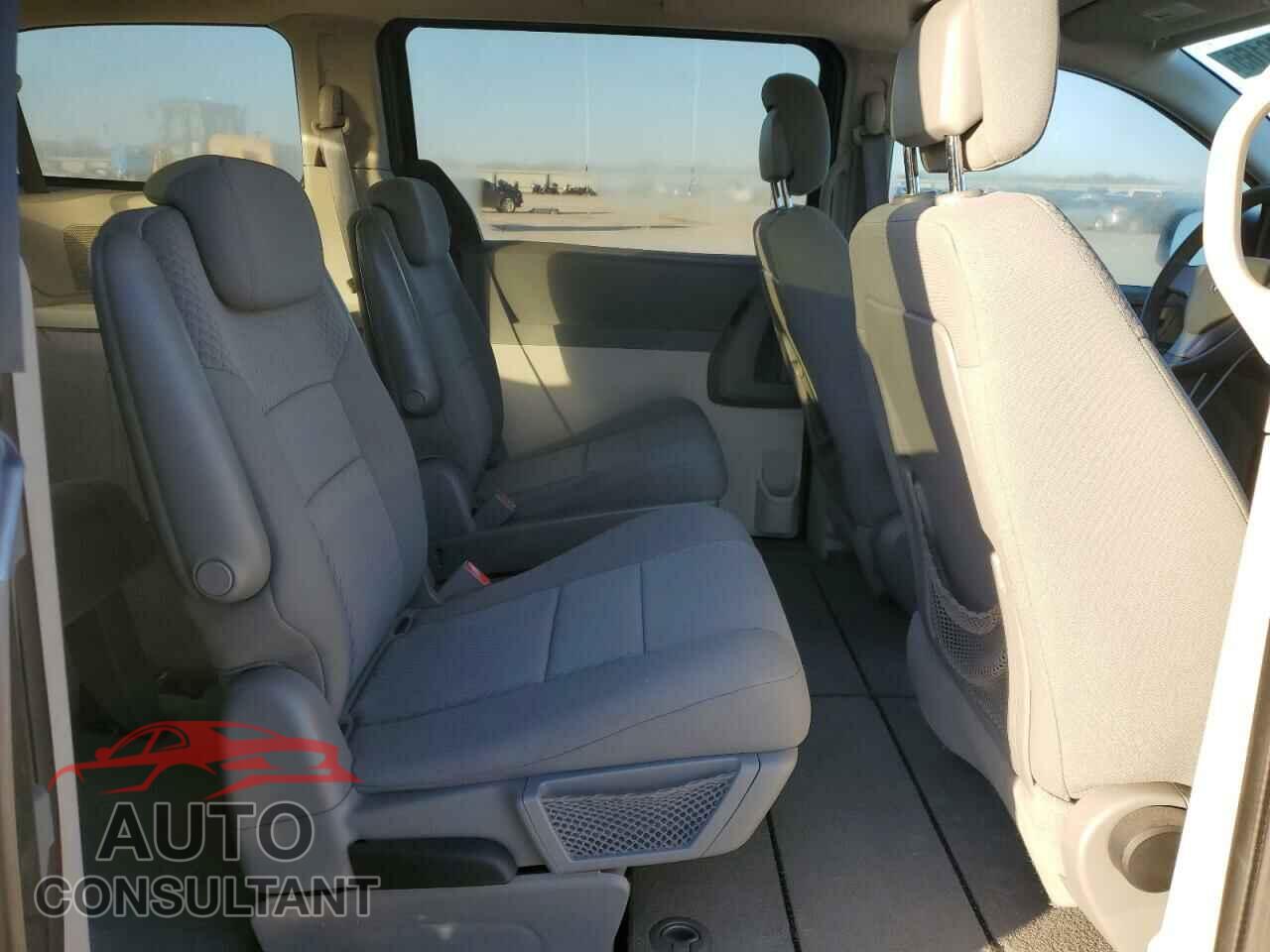 DODGE CARAVAN 2010 - 2D4RN4DE3AR348858