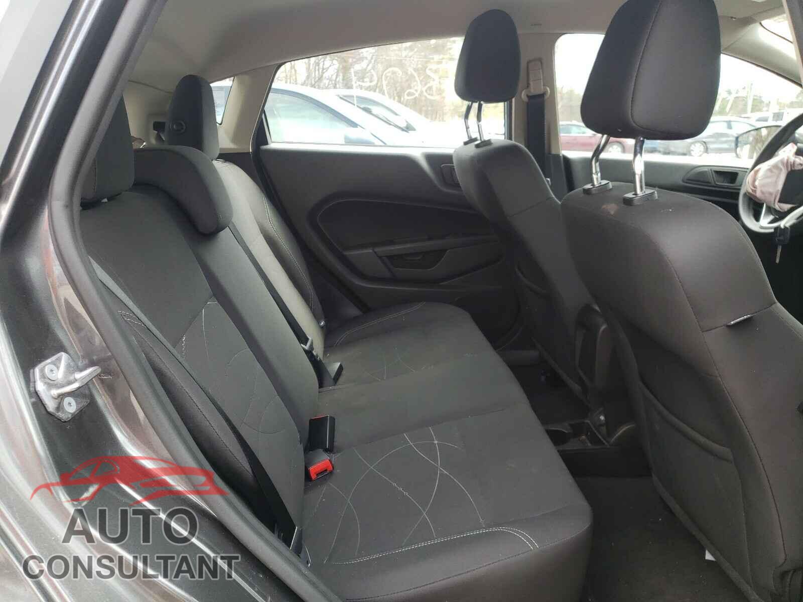 FORD FIESTA 2017 - 3FADP4EJ9HM131206