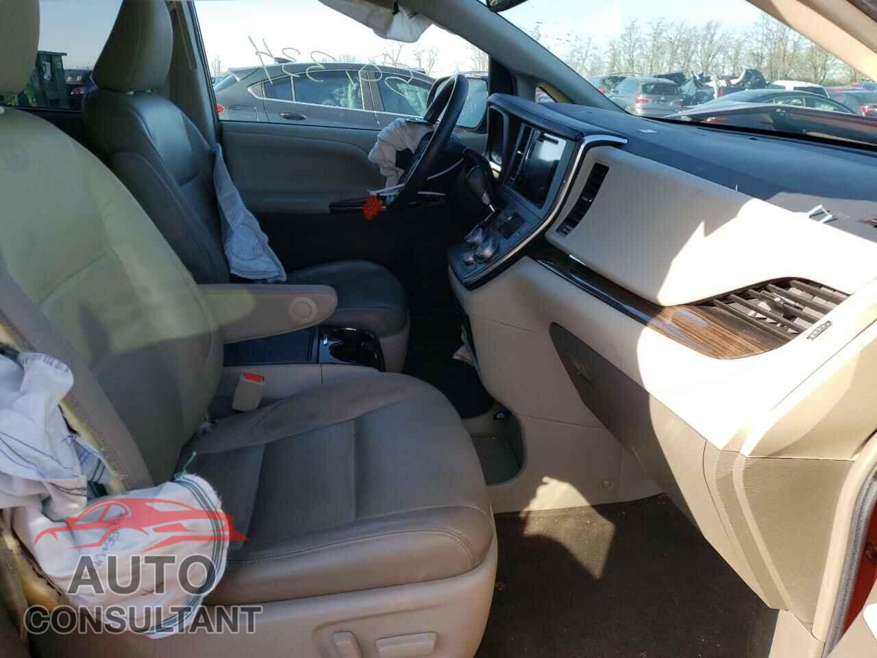 TOYOTA SIENNA 2017 - 5TDYZ3DC1HS829330