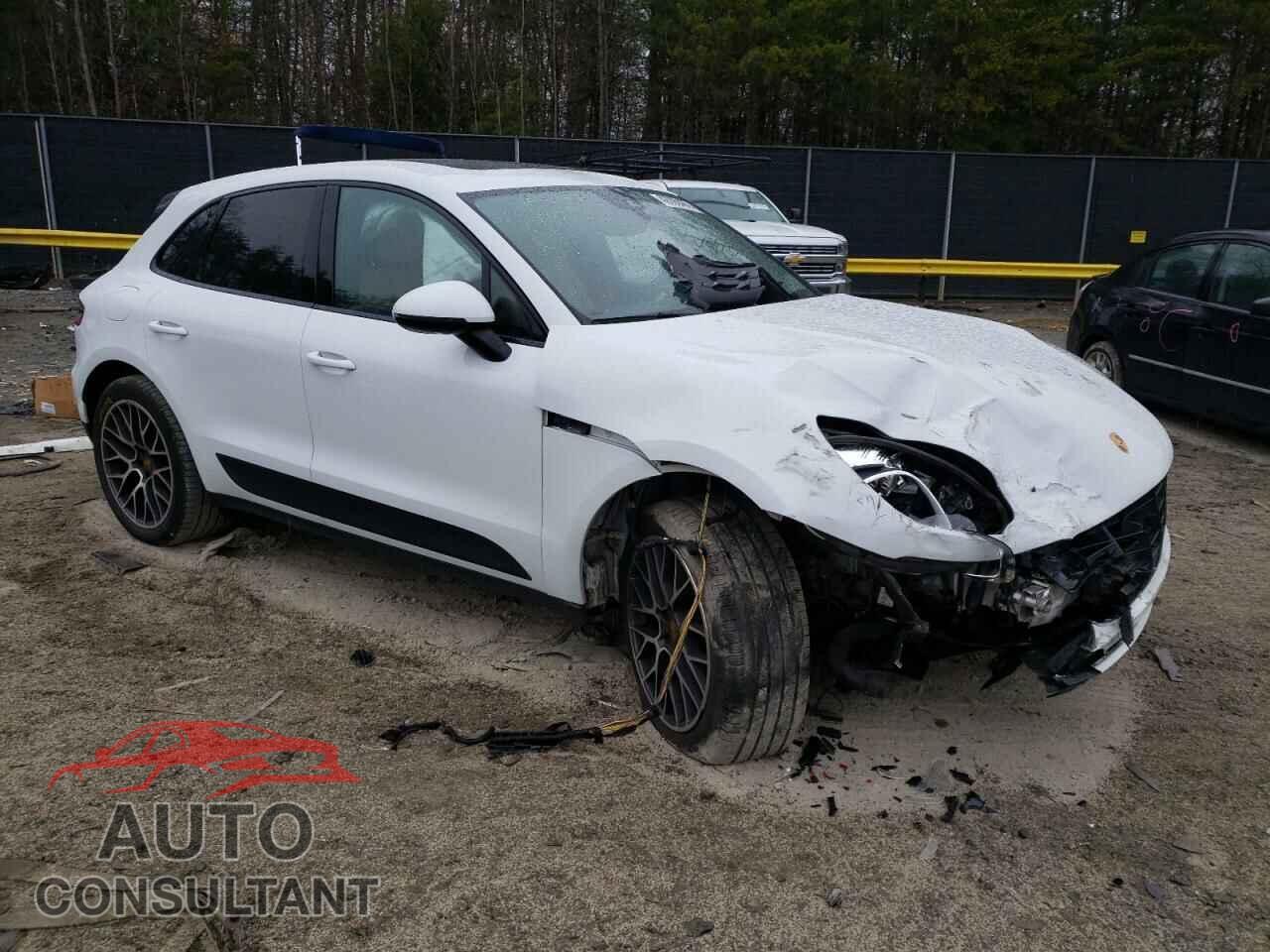 PORSCHE MACAN 2017 - WP1AA2A58HLB06471