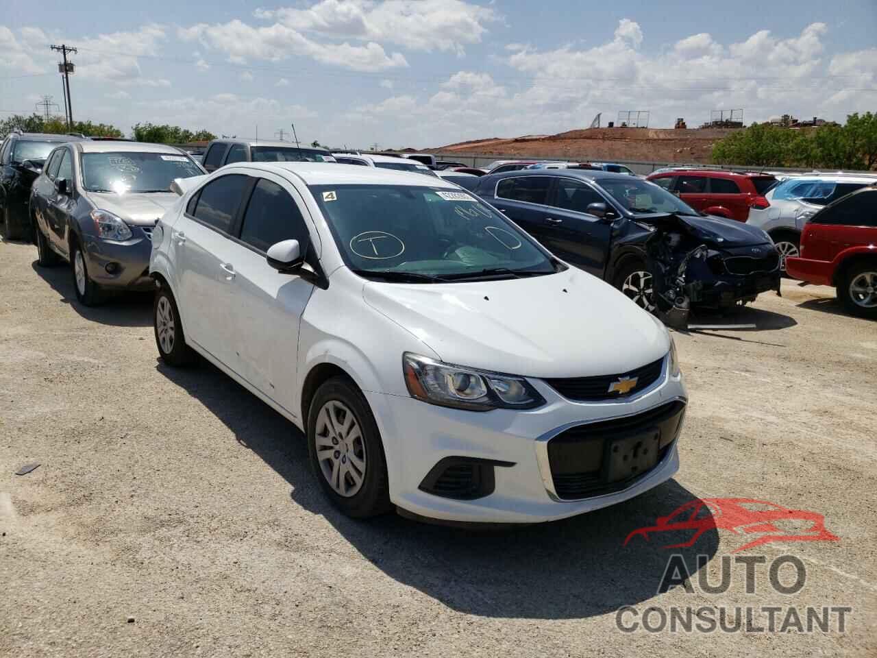 CHEVROLET SONIC 2017 - 1G1JB5SH4H4143867