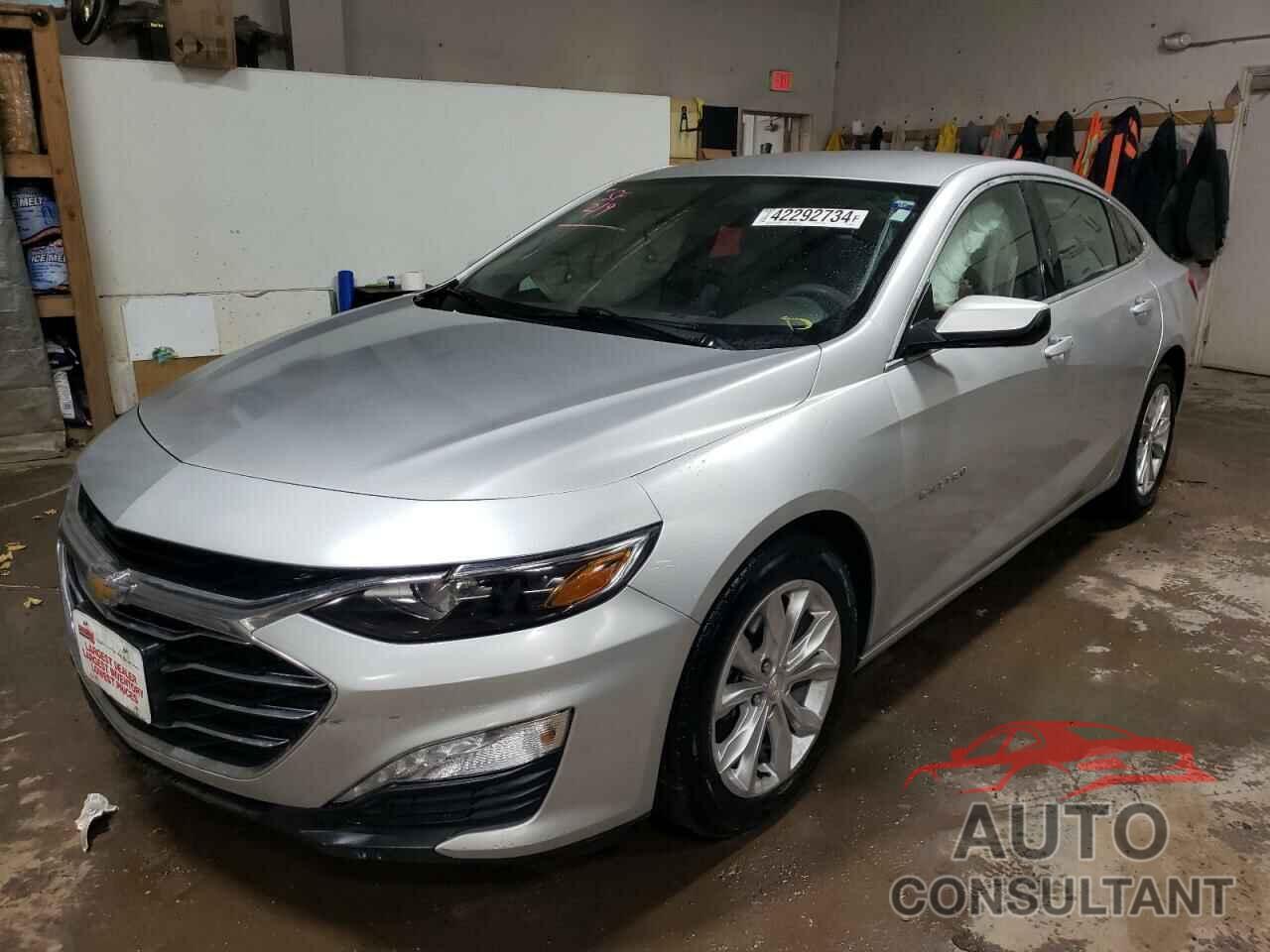 CHEVROLET MALIBU 2020 - 1G1ZD5STXLF068462