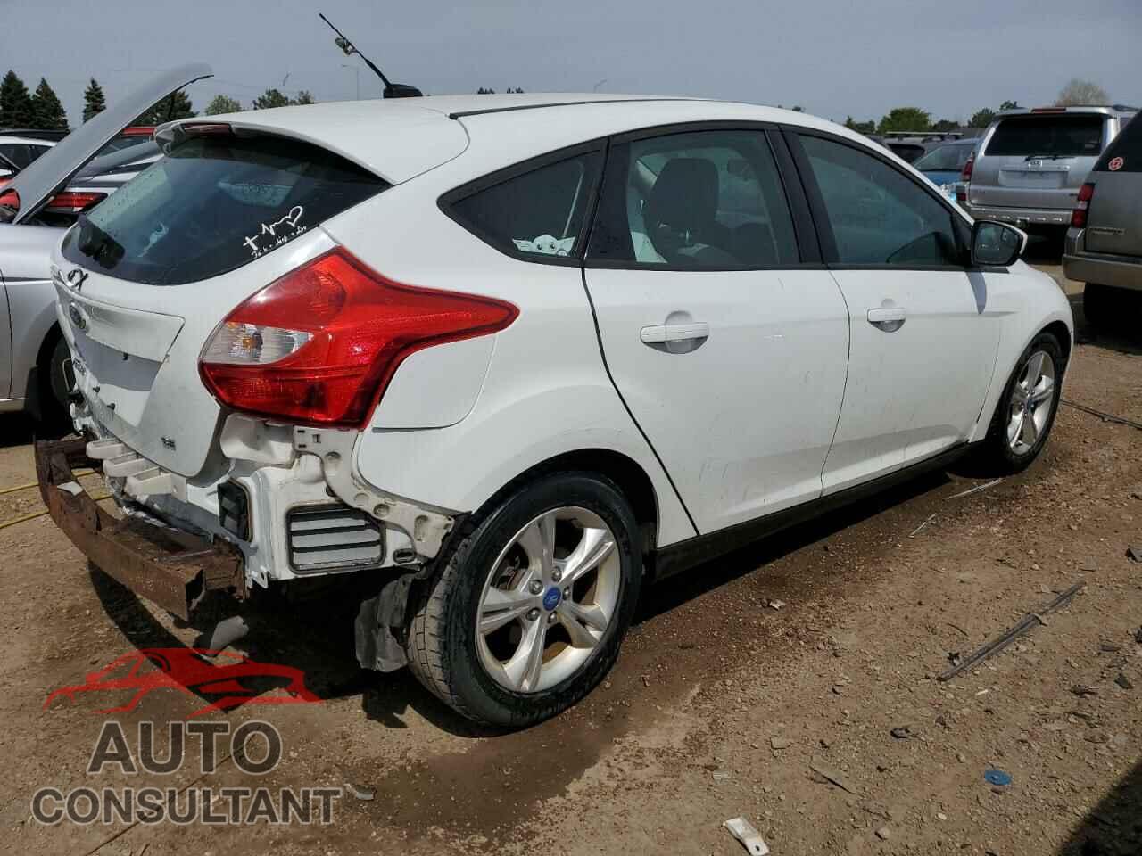 FORD FOCUS 2012 - 1FAHP3K27CL256370