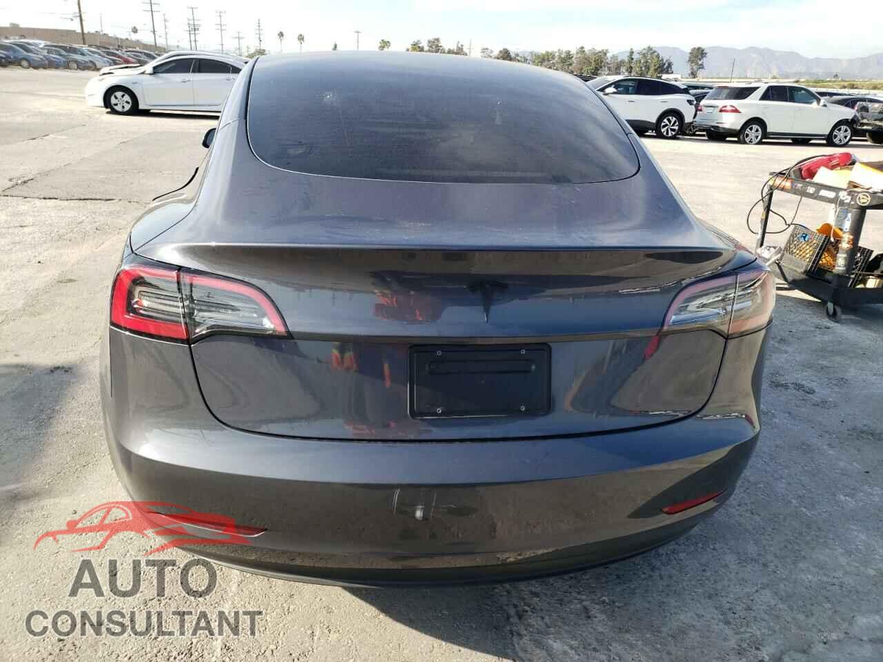 TESLA MODEL 3 2023 - 5YJ3E1EA8PF638904