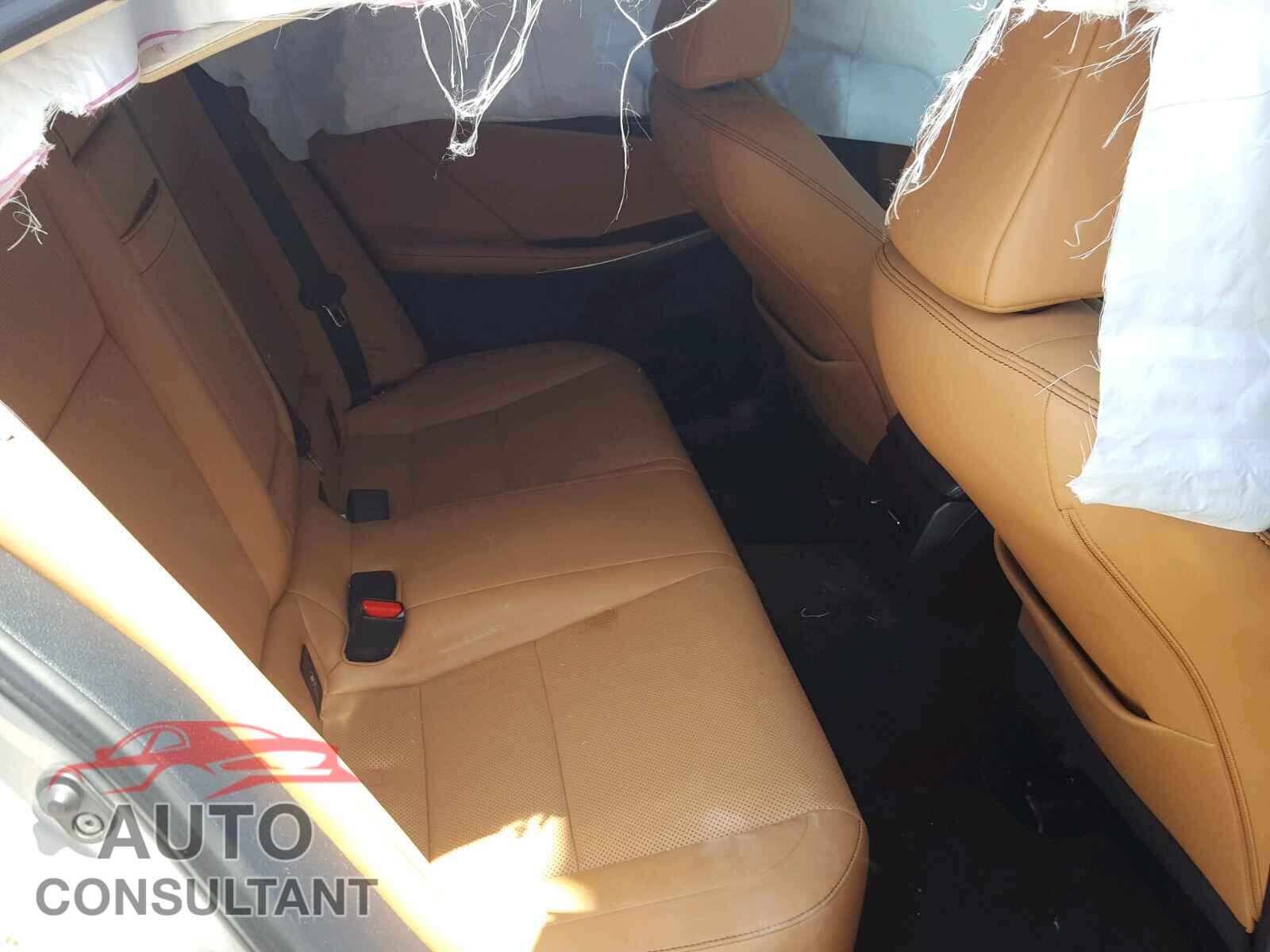 LEXUS IS 2016 - JTHBA1D25G5001616