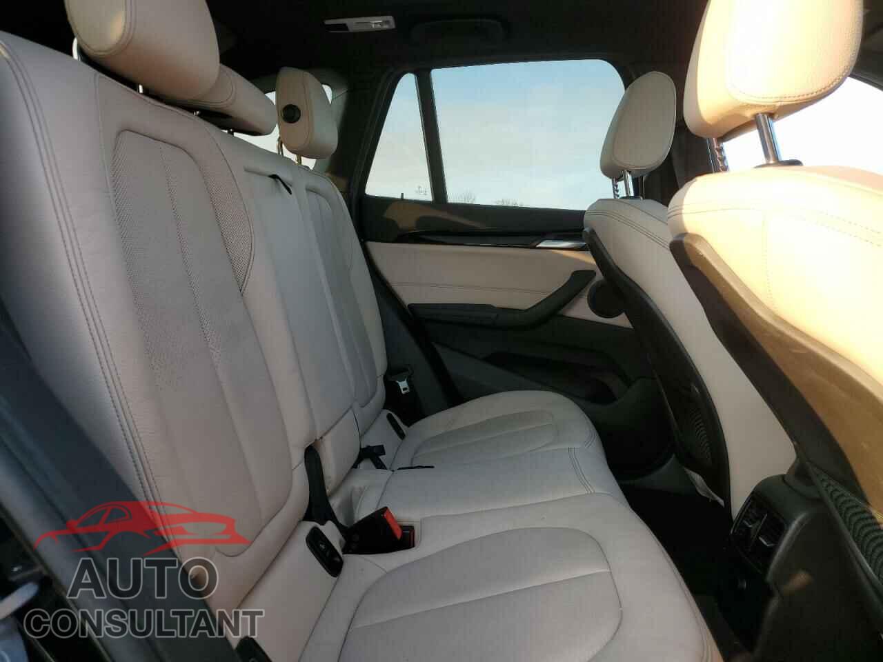 BMW X1 2018 - WBXHT3C30J5K23793
