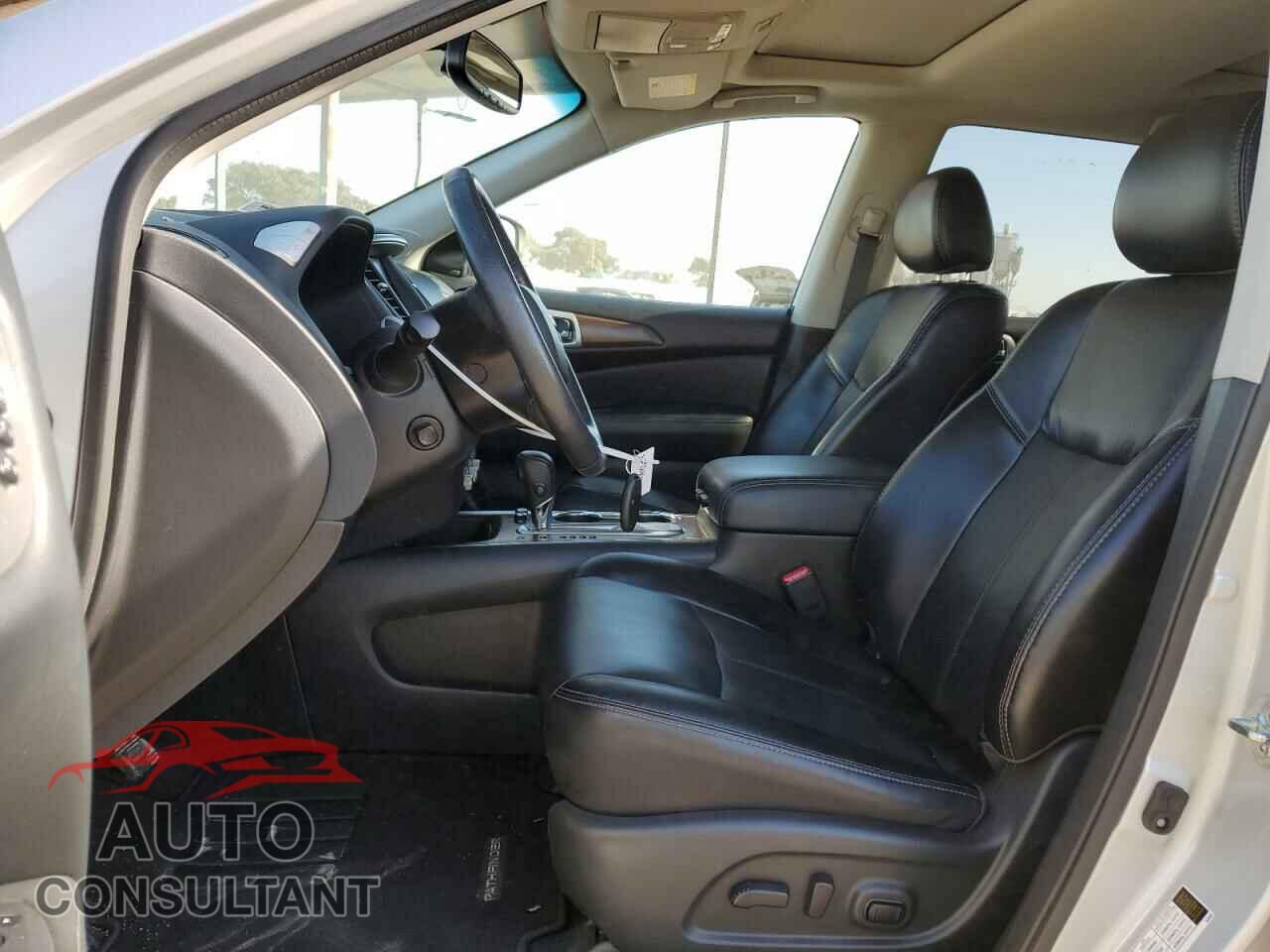 NISSAN PATHFINDER 2020 - 5N1DR2DN9LC601883