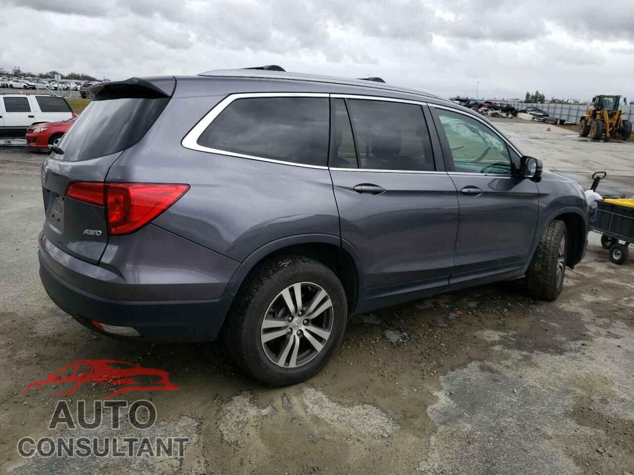 HONDA PILOT 2017 - 5FNYF6H57HB016312