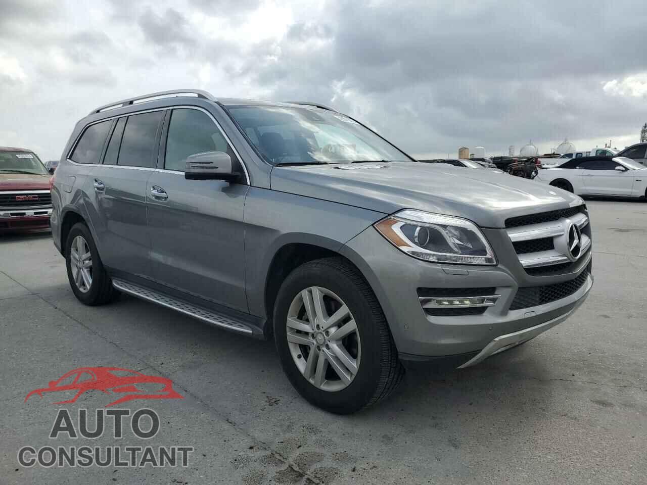 MERCEDES-BENZ GL-CLASS 2016 - 4JGDF6EE0GA681865