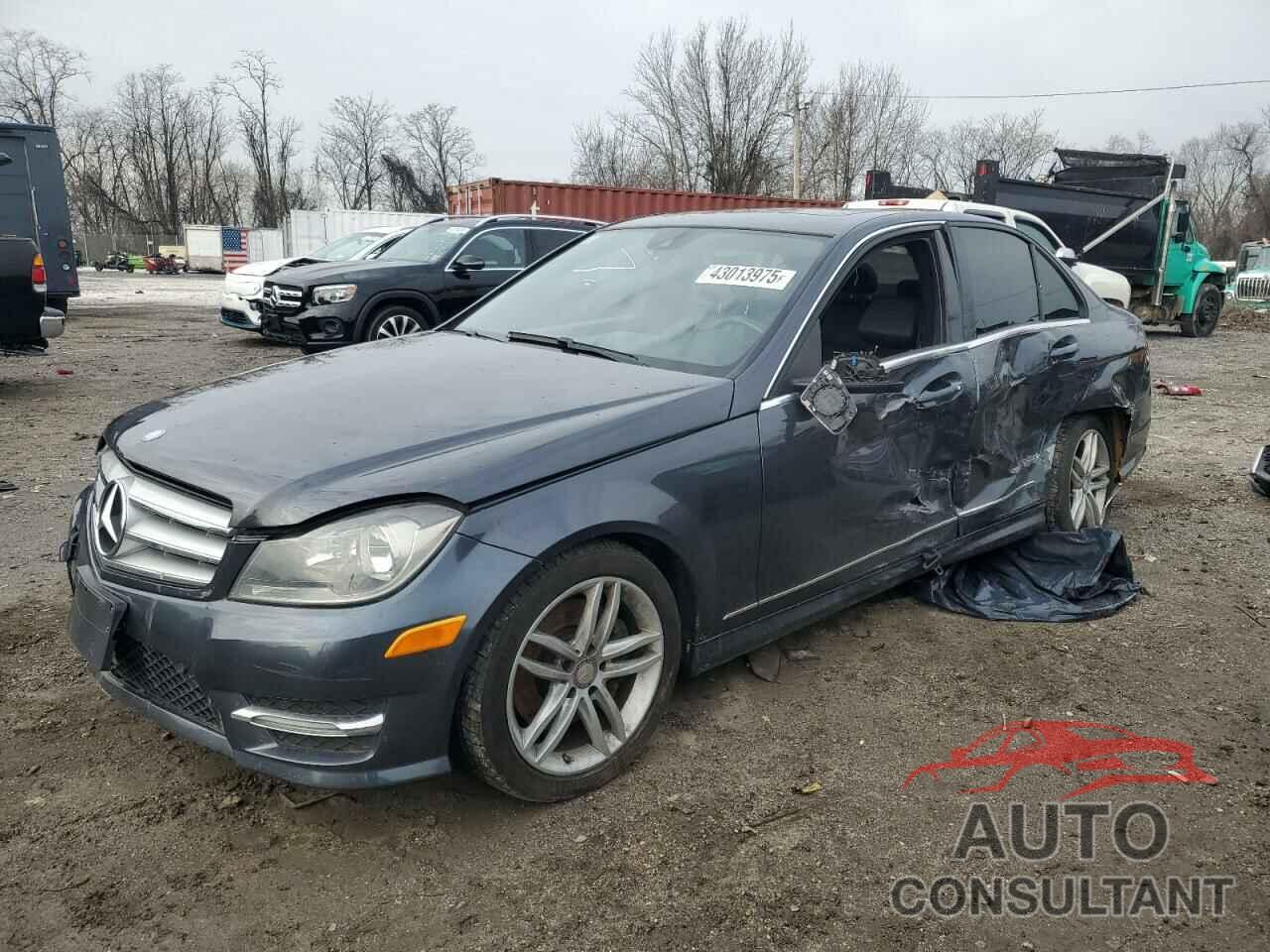 MERCEDES-BENZ C-CLASS 2013 - WDDGF8AB6DR296659