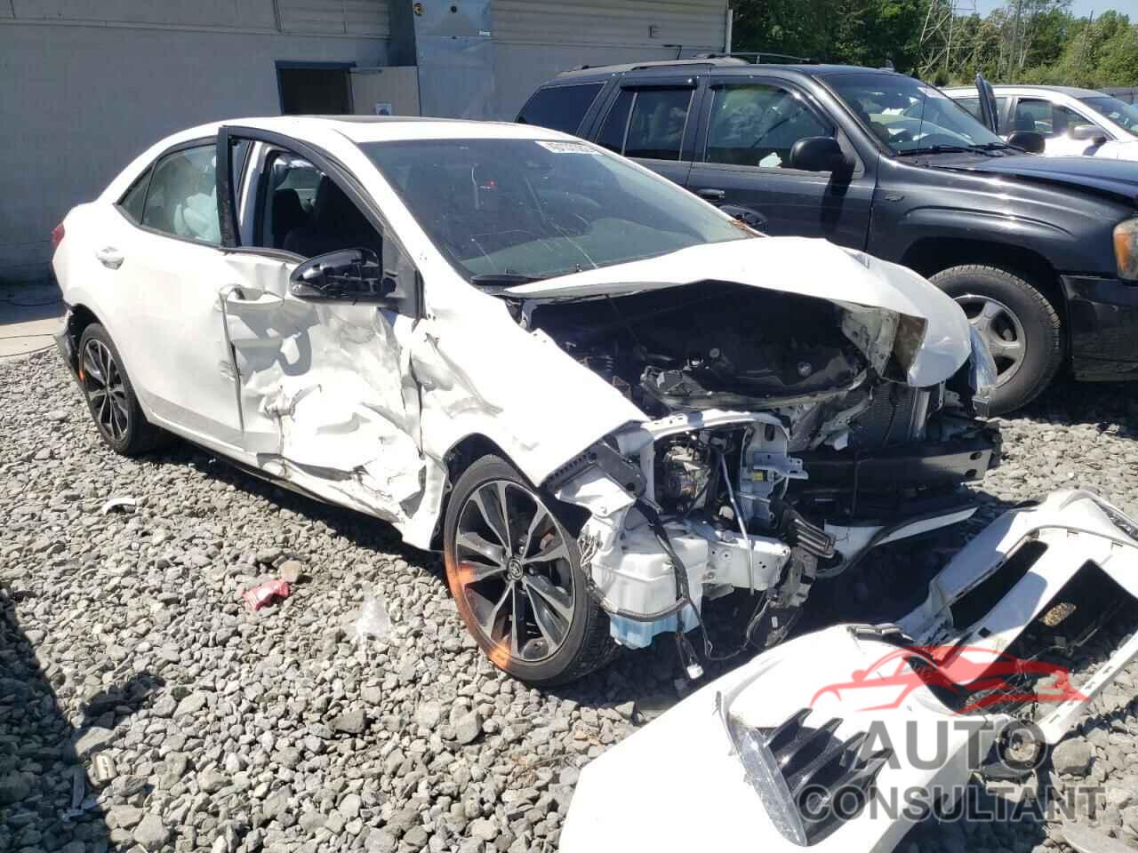 TOYOTA COROLLA 2018 - 2T1BURHEXJC034004