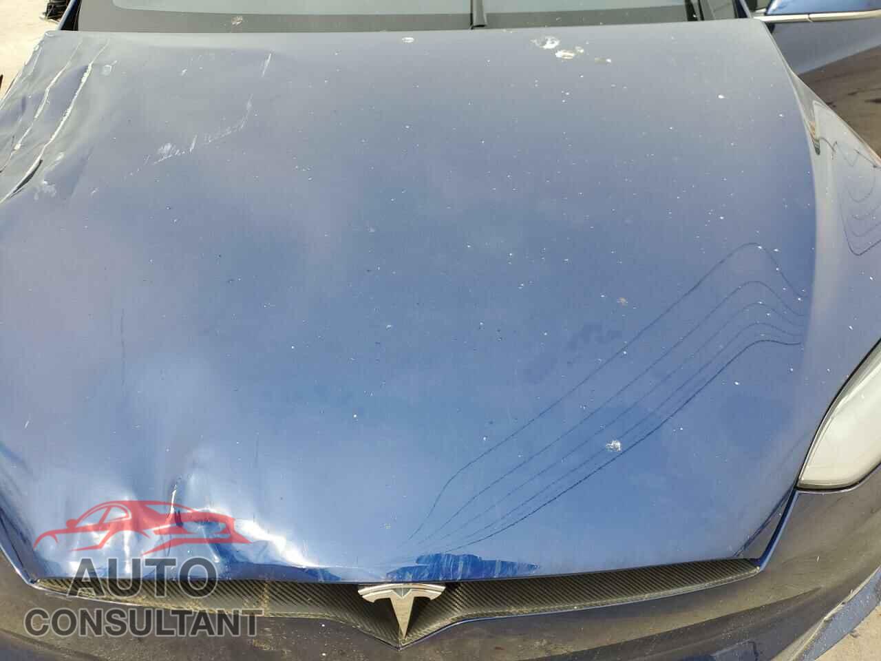 TESLA MODEL X 2016 - 5YJXCBE29GF008654
