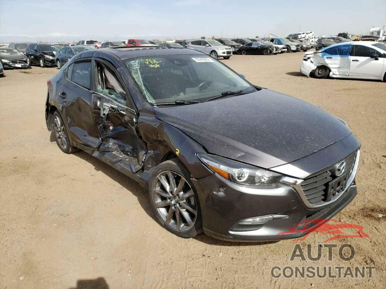 MAZDA 3 2018 - 3MZBN1V30JM210502