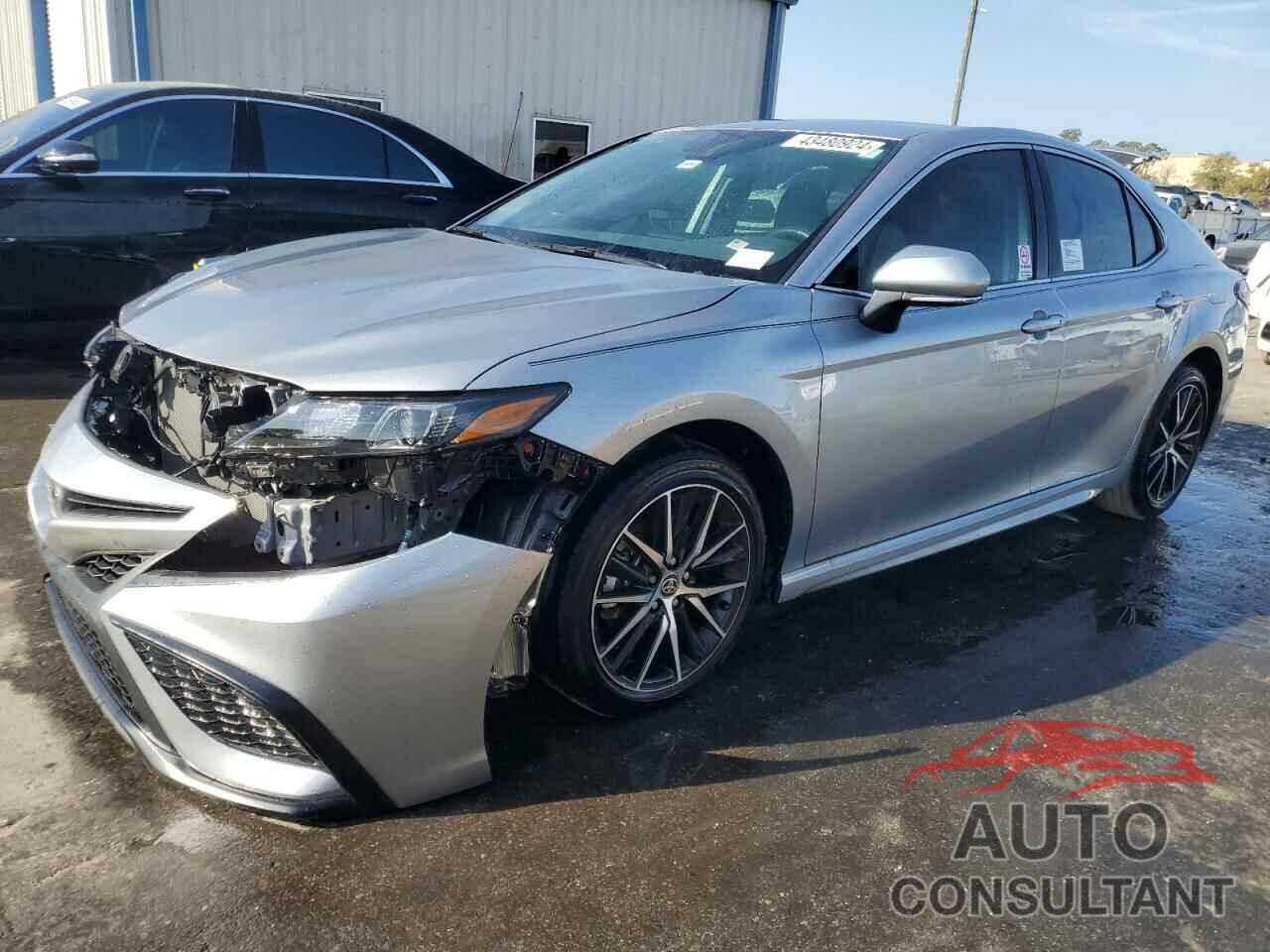 TOYOTA CAMRY 2023 - 4T1G11AK6PU771403